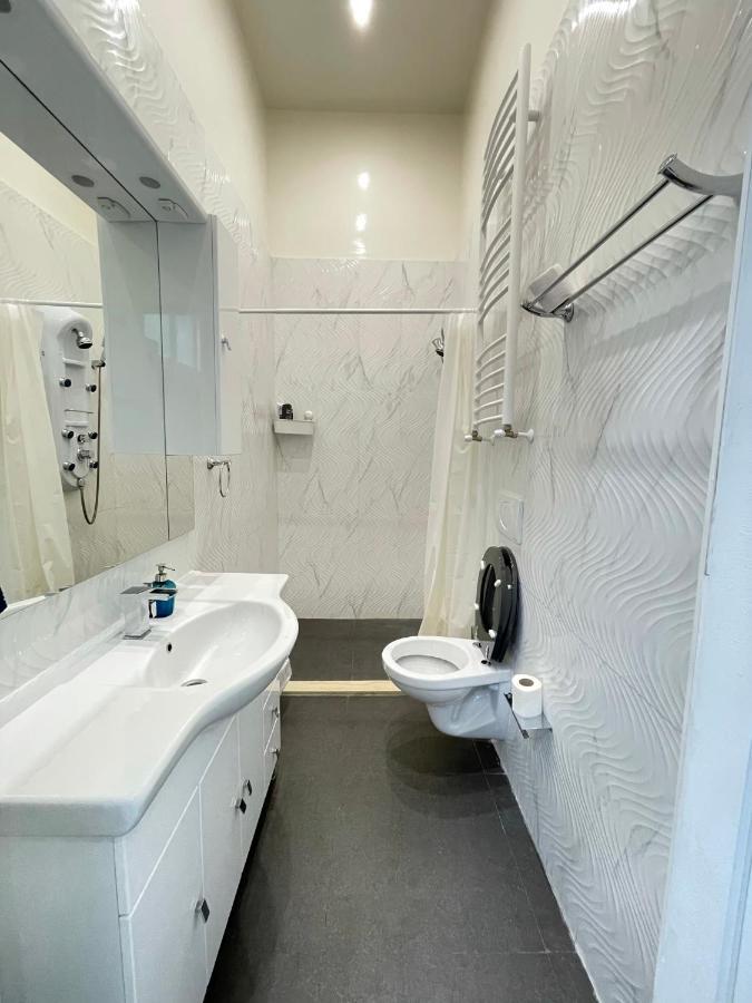 Deluxe Sapphire Residency - 4 Bedrooms Budapešť Exteriér fotografie