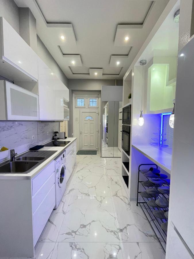 Deluxe Sapphire Residency - 4 Bedrooms Budapešť Exteriér fotografie